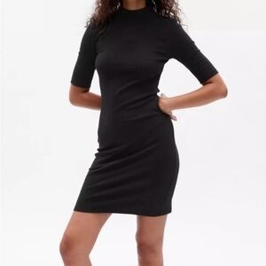 NWT Gap black modern mockneck mini dress-size small tall